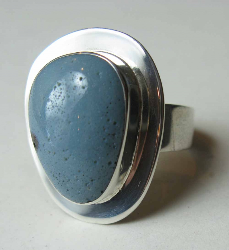 Leland Blue Stone Ring in Frame