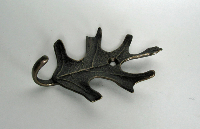 Bronze Oak Leaf Hook